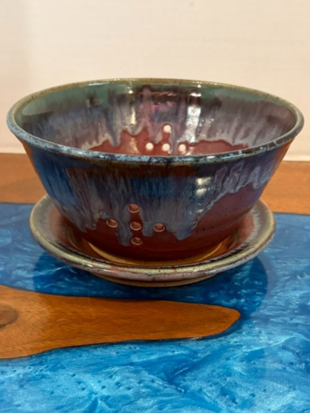 Hand-Made Pottery Stoneware Berry Bowl Colander with Underplate